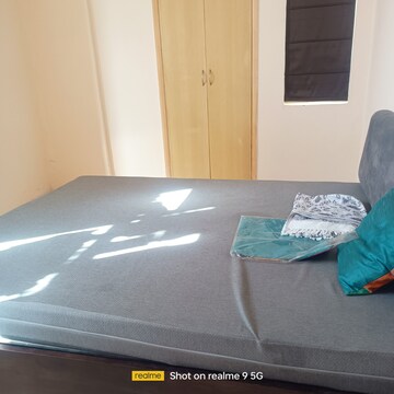 Master Bedroom in 2 BHK Apartment at Maple Heights, Sector 43 – for Rent