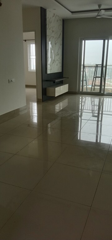 Room in 2 BHK Apartment at Brigade Orchards Juniper, Devanahalli – for Rent