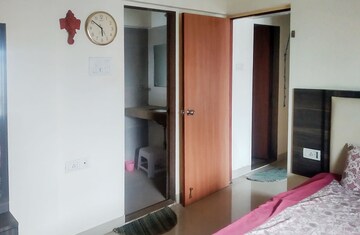 Furnished Amenities in  Pg at Kasarvadavali – for Rent