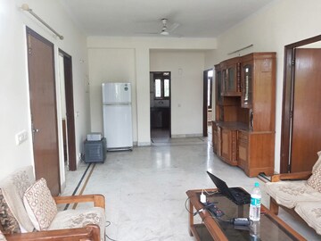 Living Room in 2 BHK Apartment at Amrapali Princely Estate, Sector 76 – for Rent