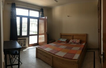 2 BHK Apartment For Rent in Amrapali Princely Estate, Sector 76