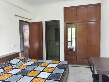 Bedroom in 2 BHK Apartment at Amrapali Princely Estate, Sector 76 – for Rent