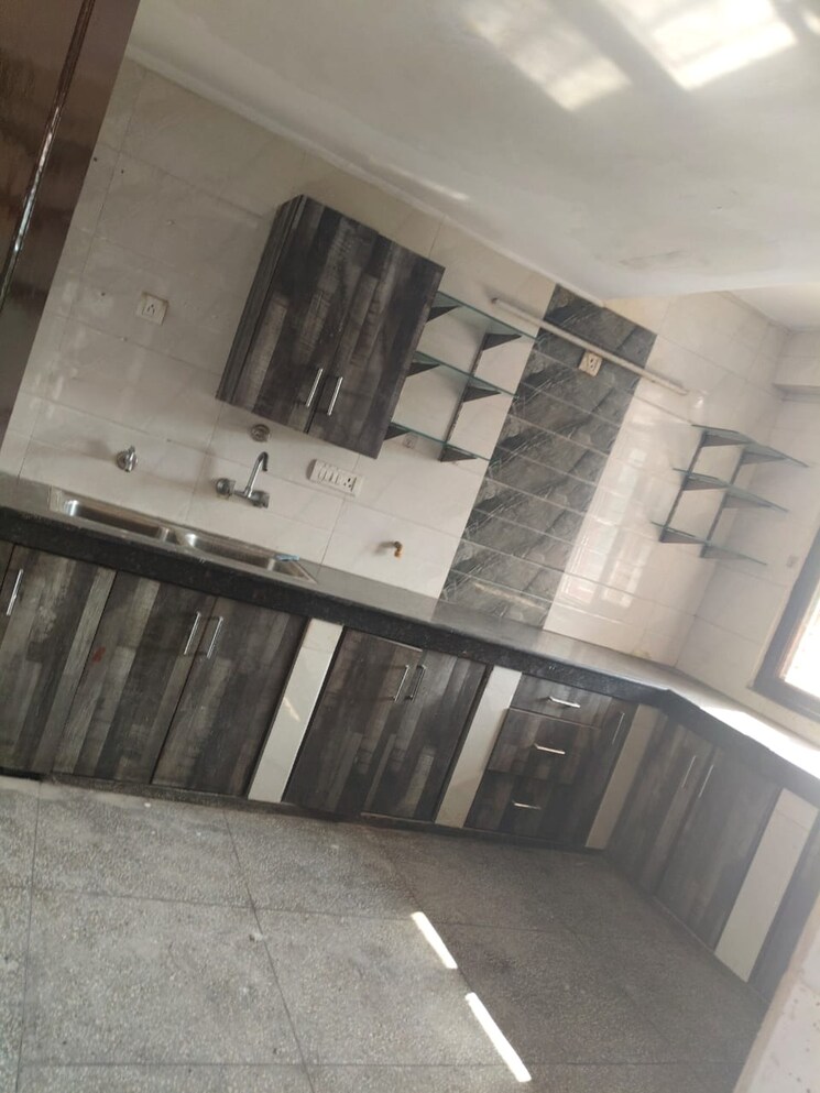 Master Bedroom, umang-winter-hills-dwarka-mor 3 Bedroom 2400 Sq.Ft. Apartment In Dwarka Mor Delhi 7947981