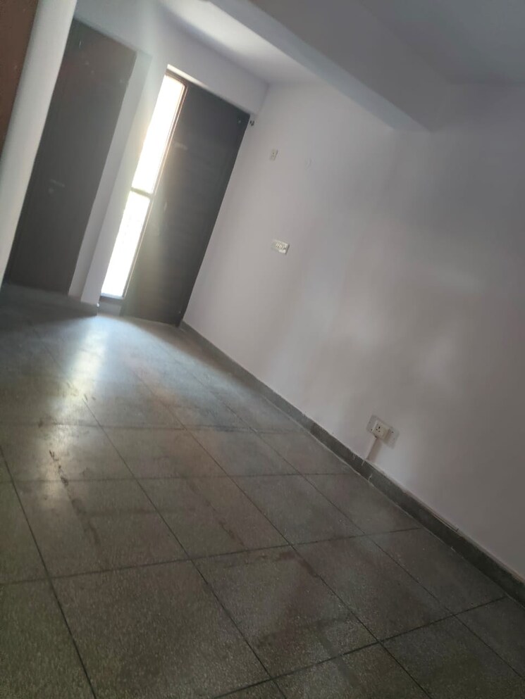 Room, umang-winter-hills-dwarka-mor 3 Bedroom 2400 Sq.Ft. Apartment In Dwarka Mor Delhi 7947981