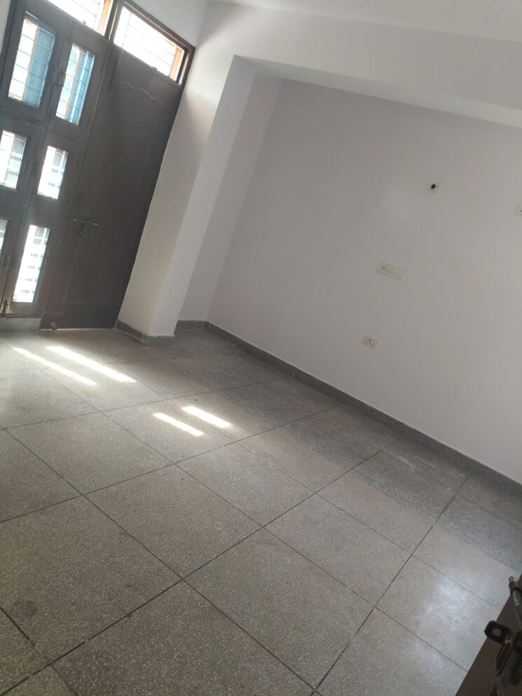 Room, umang-winter-hills-dwarka-mor 3 Bedroom 2400 Sq.Ft. Apartment In Dwarka Mor Delhi 7947981