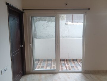 Room in 2 BHK Apartment at Manikonda – for Rent