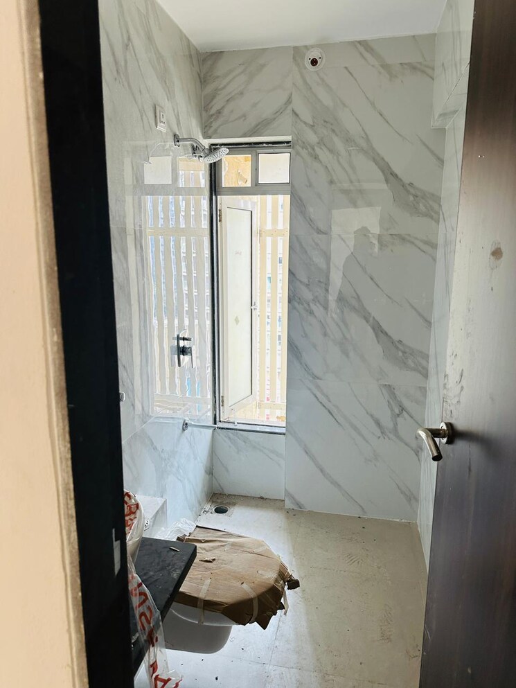 Bathroom, metro-nakshatra 2 Bedroom 835 Sq.Ft. Apartment In Chembur Mumbai 7947933