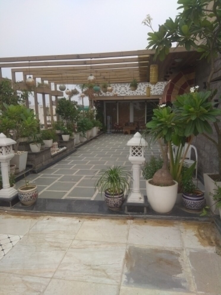 Exterior View, new friends colony 5 Bedroom 500 Sq.Yd. Builder Floor In New Friends Colony Delhi 7948047