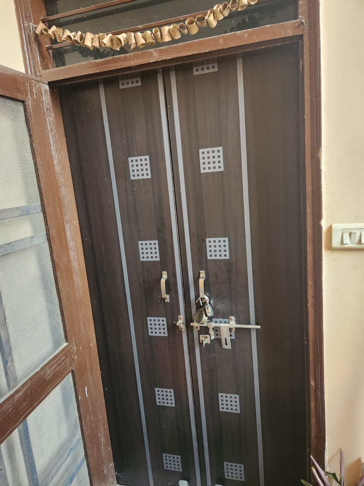 6 BHK + Extra Room Independent House For Sale in Old Judicial Complex