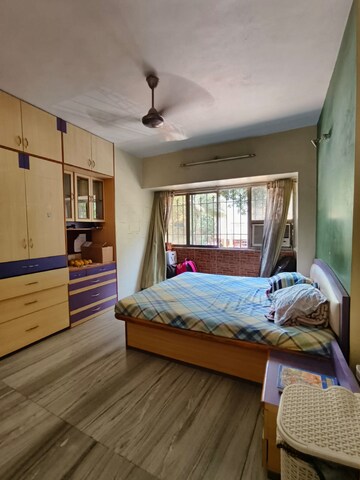 Bedroom in 3 BHK Apartment at Heranadani Meadows Gemini, Ghodbunder Road – for Rent