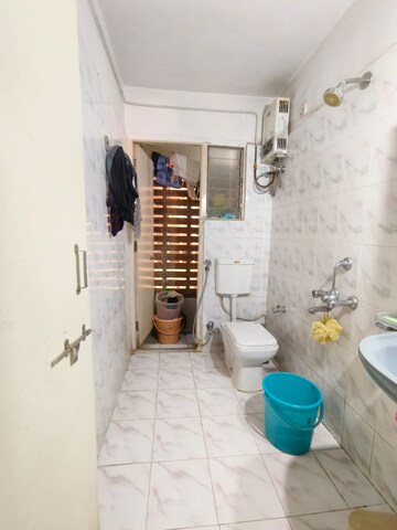 Bathroom in 3 BHK Apartment at Heranadani Meadows Gemini, Ghodbunder Road – for Rent