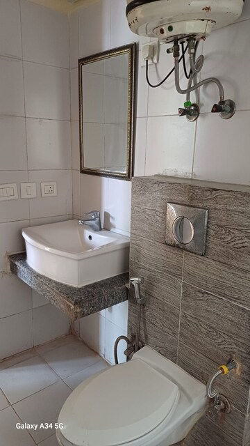 Bathroom in 3 BHK Builder Floor at M2K The White House, Sector 57 – for Rent
