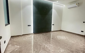 1 RK Apartment For Sale in Silverglades The Ivy, Sector 28