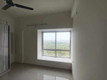 Room in 3 BHK Apartment at Raheja Vistas, Nacharam – for Rent