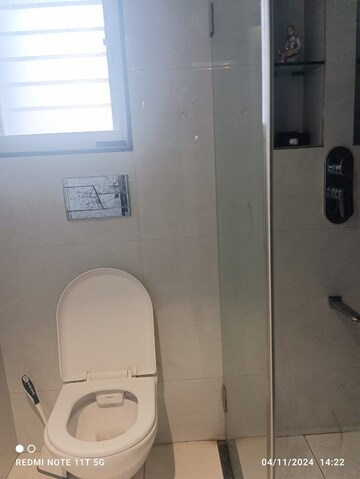 Bathroom in 3 BHK Apartment at Vrindavan CHS Sion, Sion East – for Rent