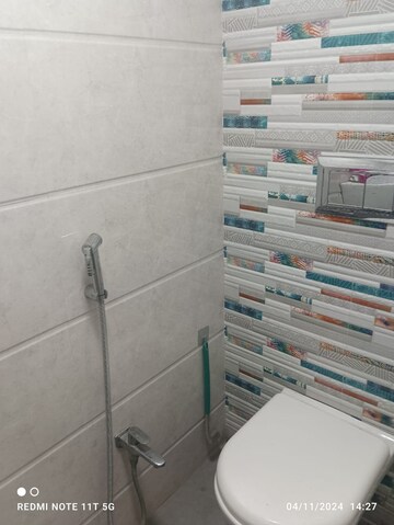 Bathroom in 3 BHK Apartment at Vrindavan CHS Sion, Sion East – for Rent