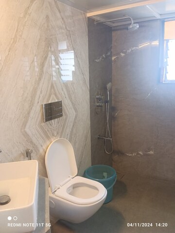 Bathroom in 3 BHK Apartment at Vrindavan CHS Sion, Sion East – for Rent