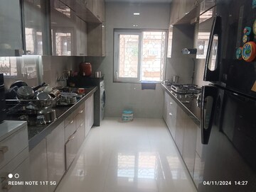 Kitchen in 3 BHK Apartment at Vrindavan CHS Sion, Sion East – for Rent