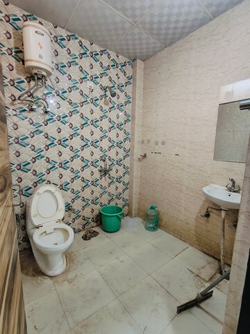Bathroom in 1 BHK Builder Floor at Ansal Sushant Lok I, Sector 43 – for Rent