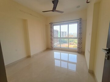 Room in 2 BHK Apartment at RRB Satra Harmony, Chembur – for Rent