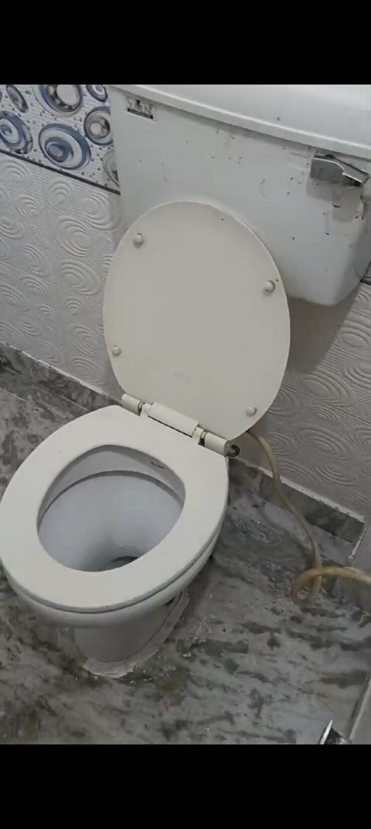 Bathroom, guru angad nagar 2 Bedroom 450 Sq.Ft. Builder Floor In Guru Angad Nagar Delhi 7949252