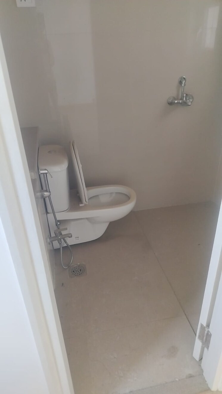 Master Bedroom, emaar-gurgaon-greens 3 Bedroom 1650 Sq.Ft. Apartment In Sector 102 Gurgaon 7949585