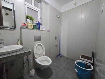 Bathroom in 3 BHK Apartment at Indiabulls One Indiabulls, Pokhran Road No 2 – for Sale