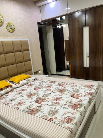 Bedroom in 2 BHK Apartment at Neo Vikram CHS, Andheri West – for Sale