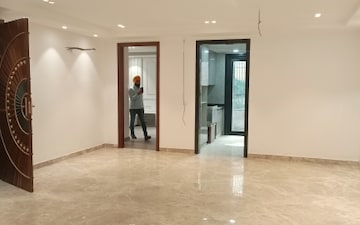 2 BHK Builder Floor For Sale in Moti Nagar