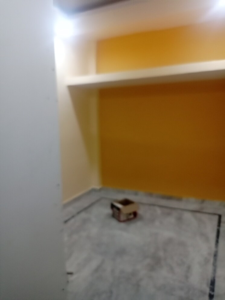 Room, moti nagar 1.5 Bedroom 433 Sq.Ft. Builder Floor In Moti Nagar Delhi 7949623