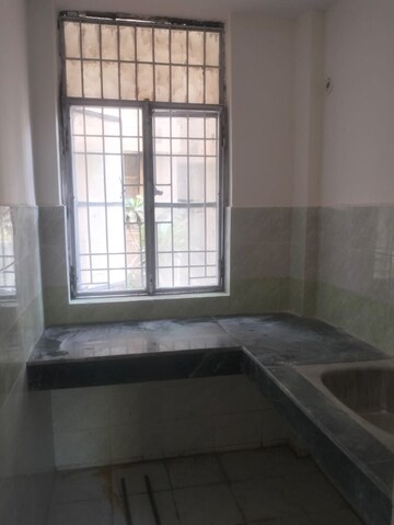 Room in 3 BHK Apartment at Panchsheel Hynish, Sector 1 Greater Noida – for Sale