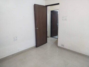 Room in 2 BHK Apartment at Rosa Oasis, Ghodbunder Road – for Rent