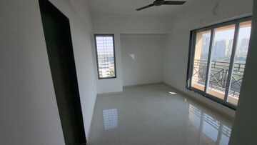 Room in 2 BHK Apartment at Cosmos Habitat, Majiwada – for Rent