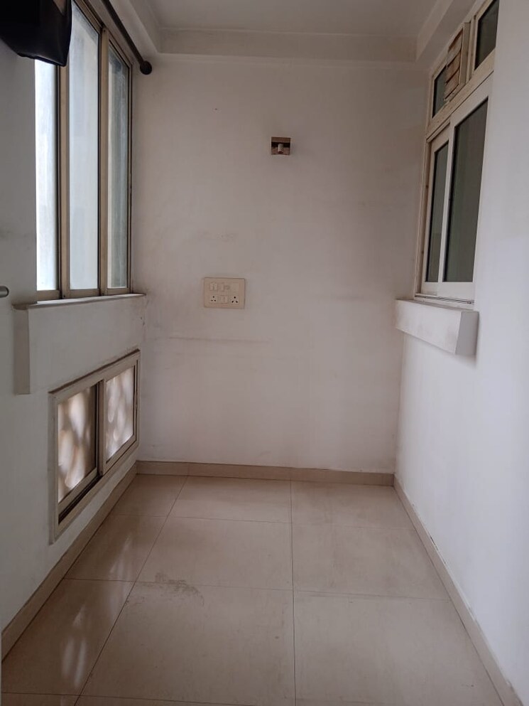 Balcony, hiranandani-gardens-octavius 4 Bedroom 2835 Sq.Ft. Apartment In Powai Mumbai 7950035