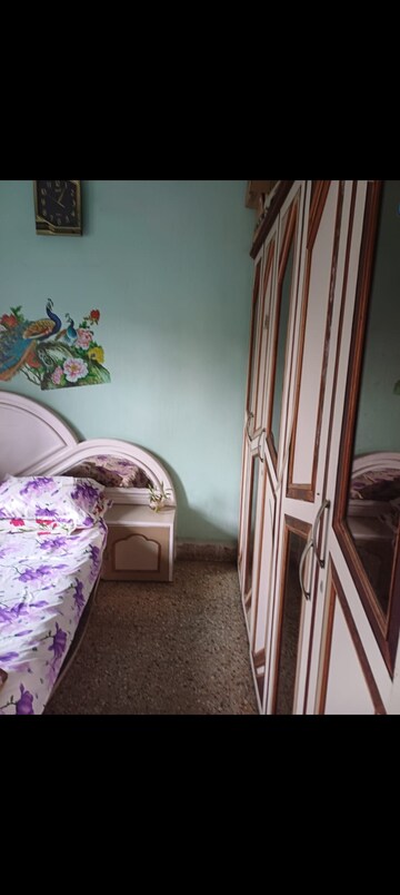 Master Bedroom in 1 BHK Apartment at Koregaon Park – for Rent