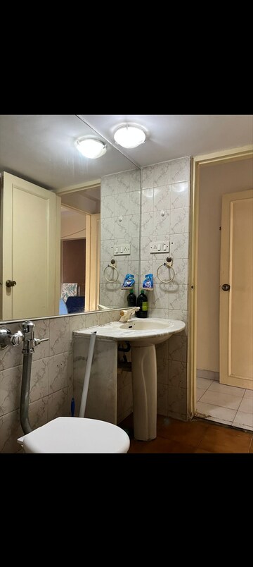 Attached Bathroom in 1 BHK Apartment at Koregaon Park – for Rent