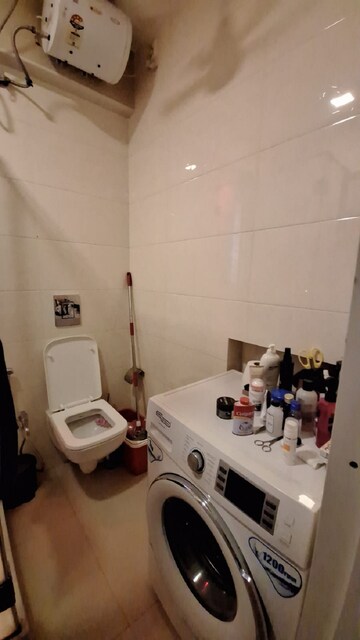 Bathroom in 1 RK Apartment at Bandra West – for Rent