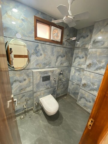 Bathroom in 3 BHK Builder Floor at Ramesh Nagar – for Rent