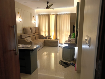 Team Area in 2 BHK Apartment at Lodha Quality Home Tower 5, Balkum Pada – for Rent