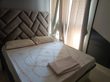 Bedroom in 2 BHK Apartment at Lodha Quality Home Tower 5, Balkum Pada – for Rent