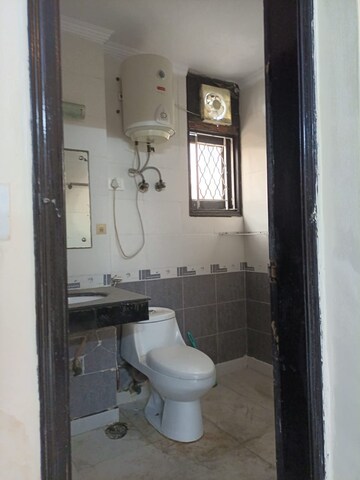 Attached Bathroom in 3 BHK Apartment at Sector 11 Dwarka – for Rent