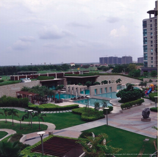 4 BHK + Servant Room Apartment For Sale in DLF Park Place