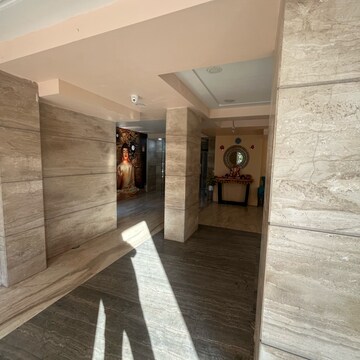 Building Lobby in 2.5 BHK Apartment at Ajnara Grand Heritage, Sector 74 – for Rent