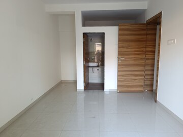 Room in 2 BHK Apartment at Vasai West – for Sale
