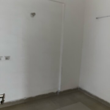 Room in 2 BHK Apartment at Nimbus The Hyde park, Sector 78 – for Rent