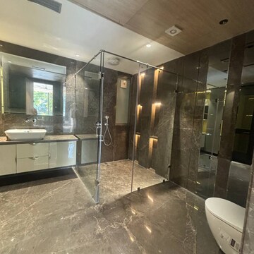 Attached Bathroom in 3 BHK Builder Floor at Sector 57 – for Sale