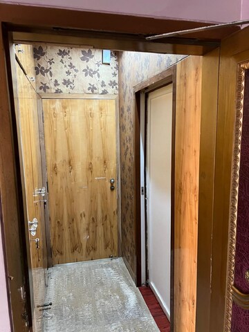 Bedroom in 3 BHK Apartment at Bandra West – for Rent