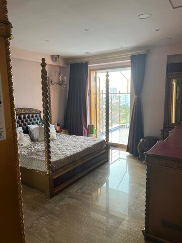 Bedroom in 3 BHK Apartment at Bandra West – for Rent
