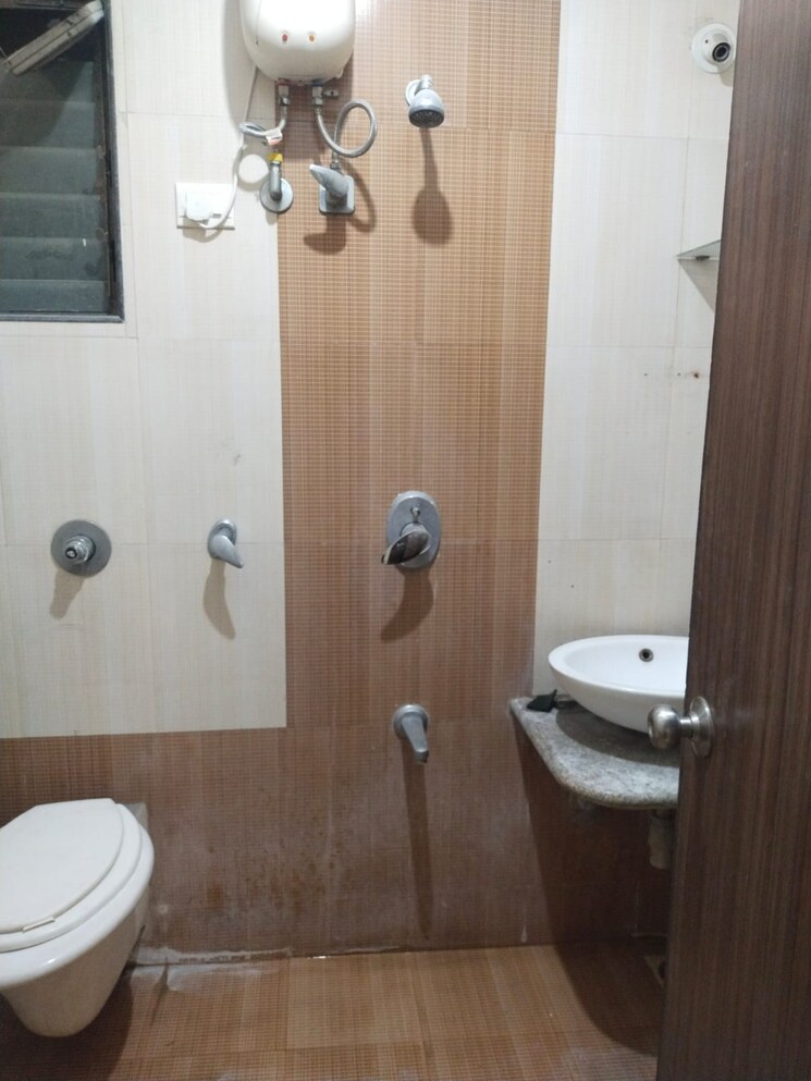 Attached Bathroom, green-acres-apartment 1 Bedroom 550 Sq.Ft. Apartment In Waghbil Thane 7950502