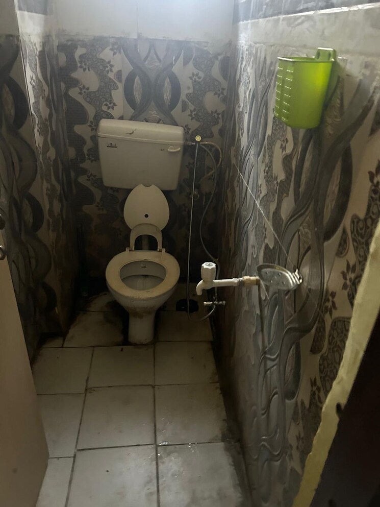 Bathroom, sector 90 1 RK 230 Sq.Ft. Apartment In Sector 90 Gurgaon 7950847